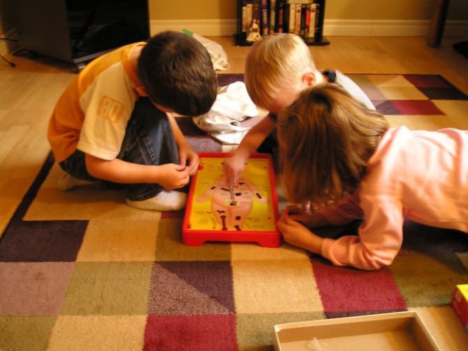 5 Fun Educational Games to Play Instead of Watching TV