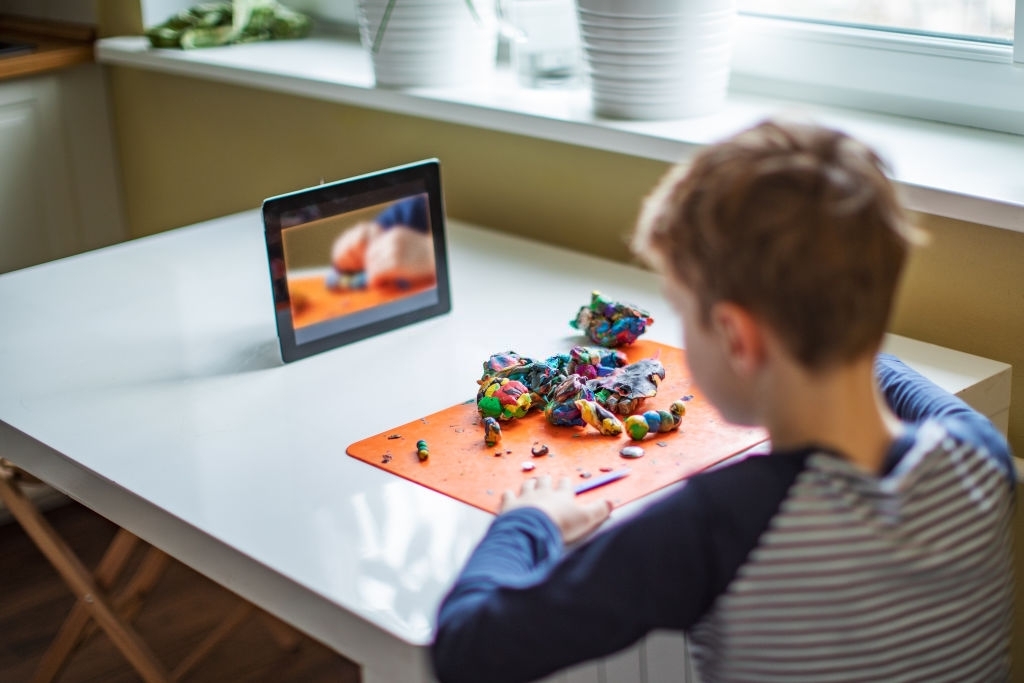 Top 5 Educational Games to Play with Your Kids