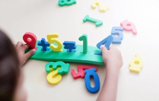 kids playing math games